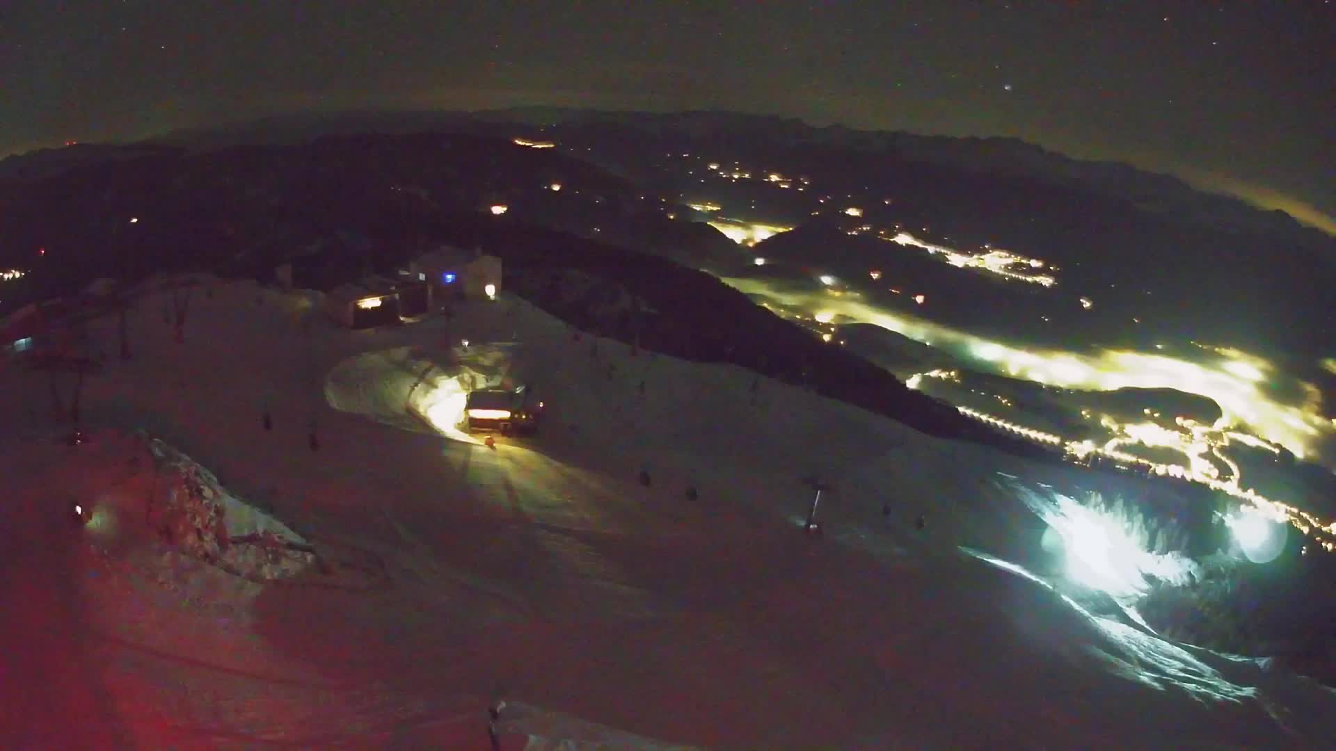 Kronplatz peak Ski resort | view to Bruneck