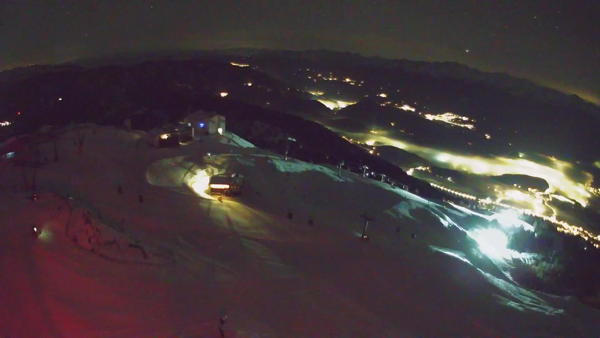 Kronplatz peak Ski resort | view to Bruneck