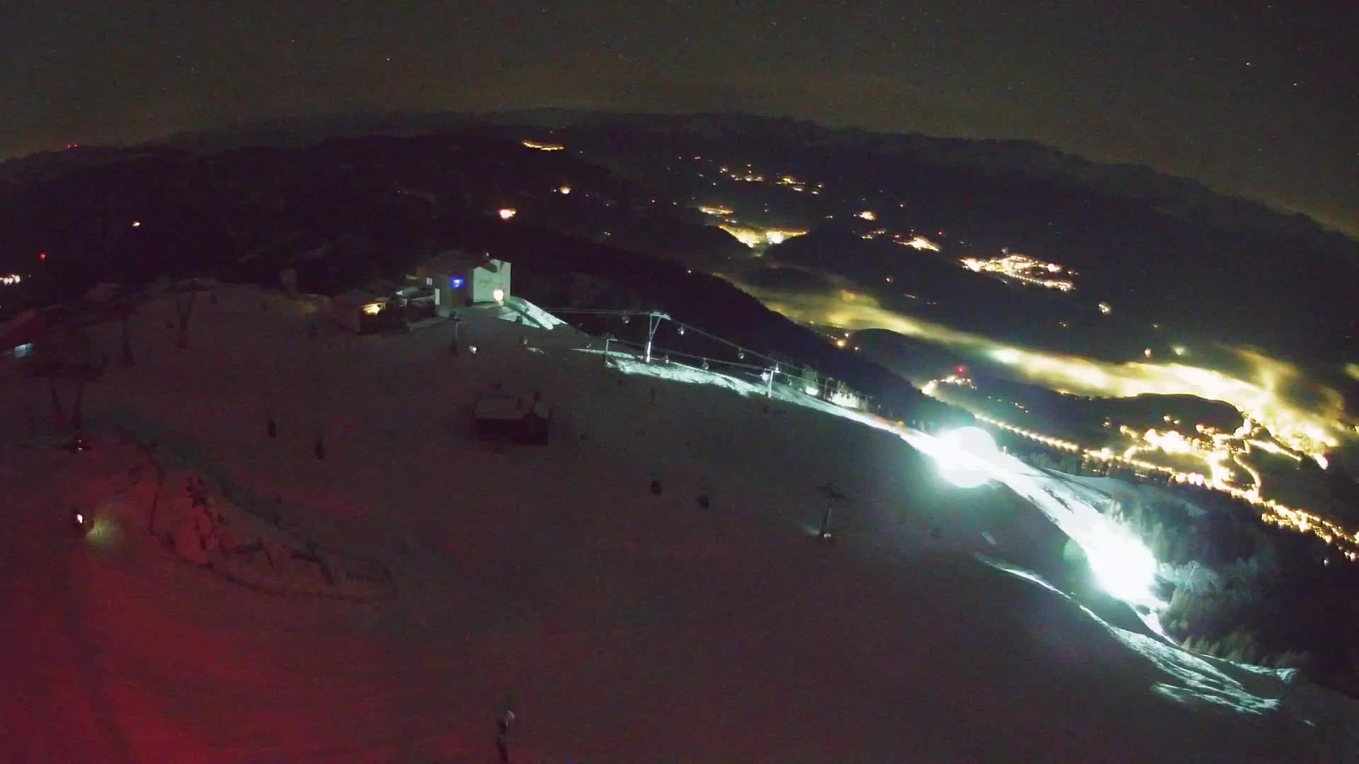 Cima estación de esquí Kronplatz | vista hacia Brunico