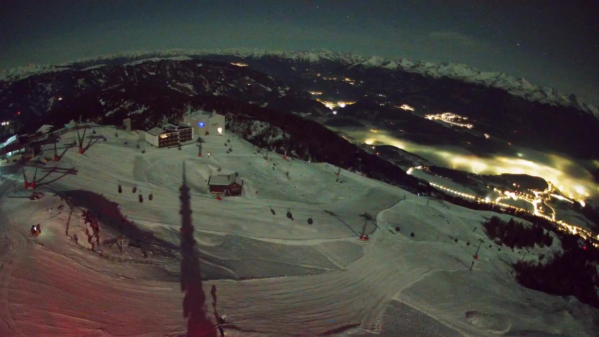 Stazione sciistica di Plan de Corones | vista su Brunico