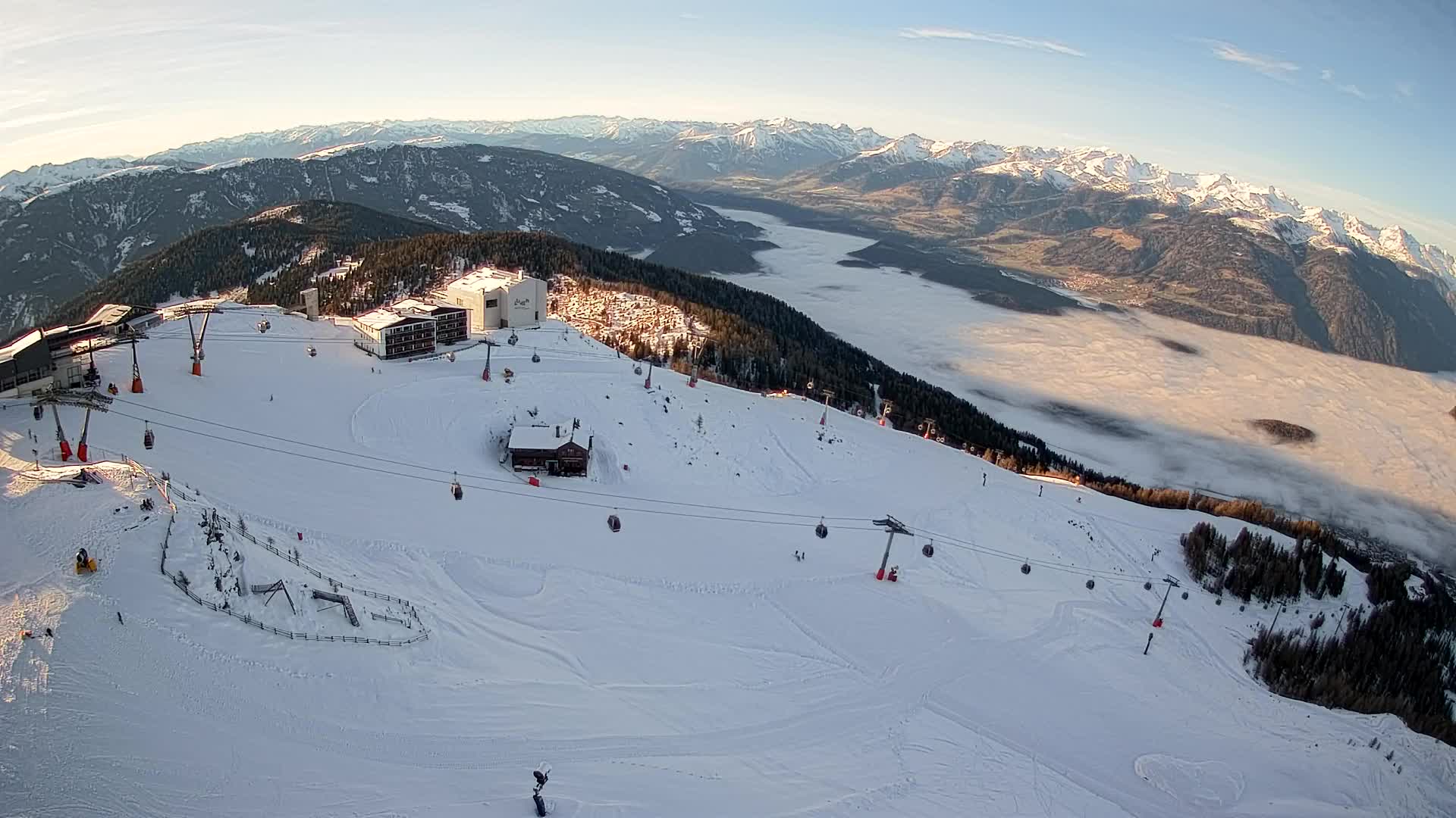 Stazione sciistica di Plan de Corones | vista su Brunico