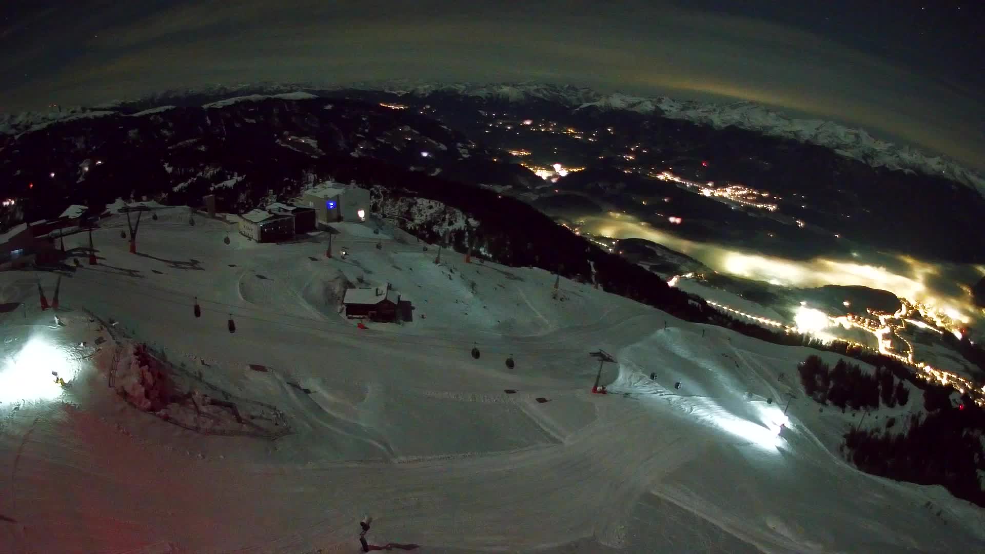 Kronplatz peak Ski resort | view to Bruneck