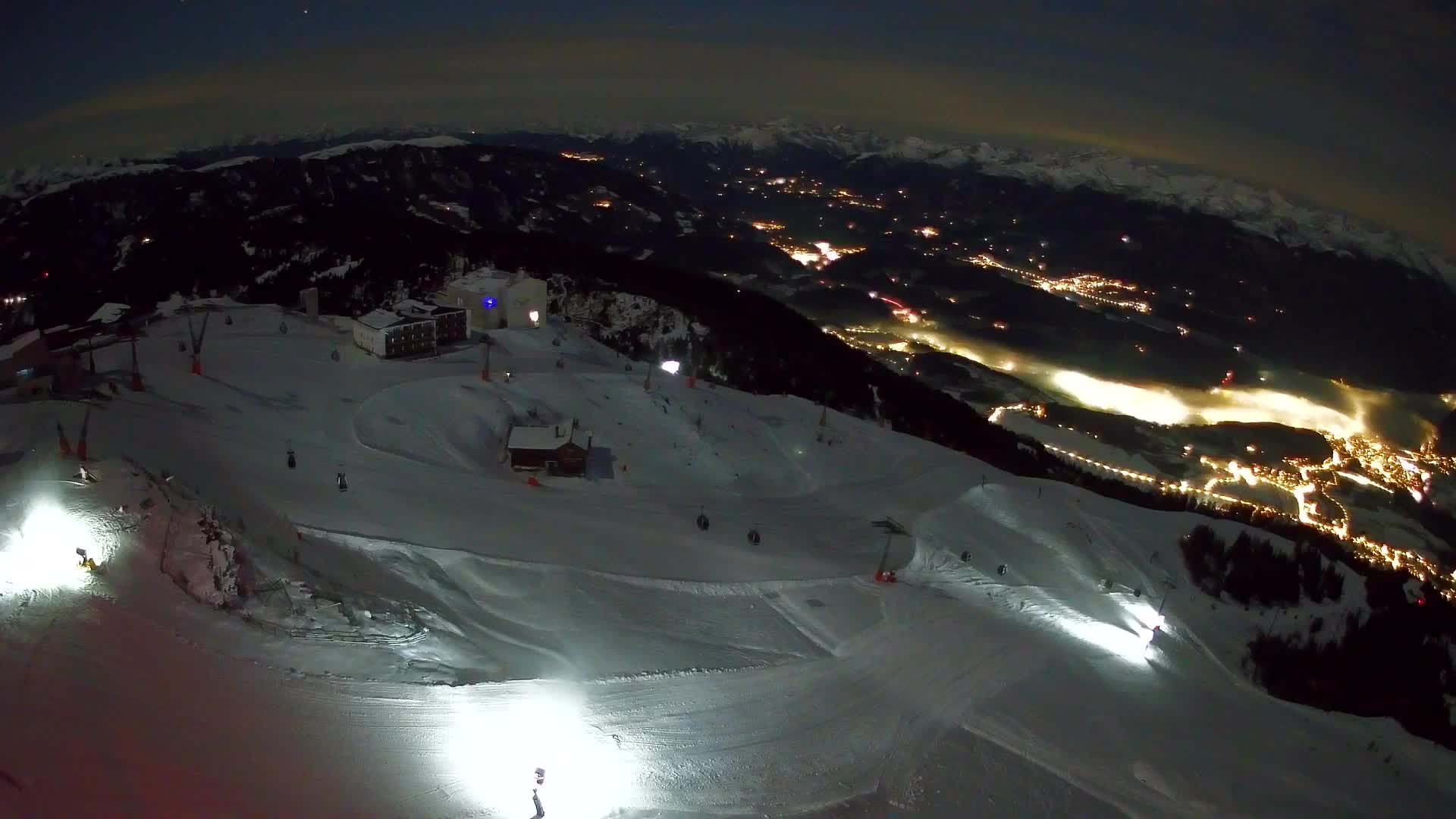 Kronplatz peak Ski resort | view to Bruneck