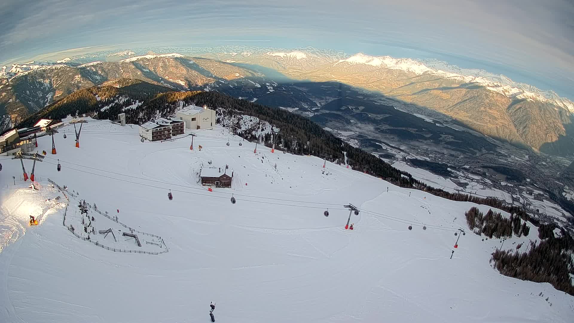 Station de ski Kronplatz sommet | vue sur Brunico