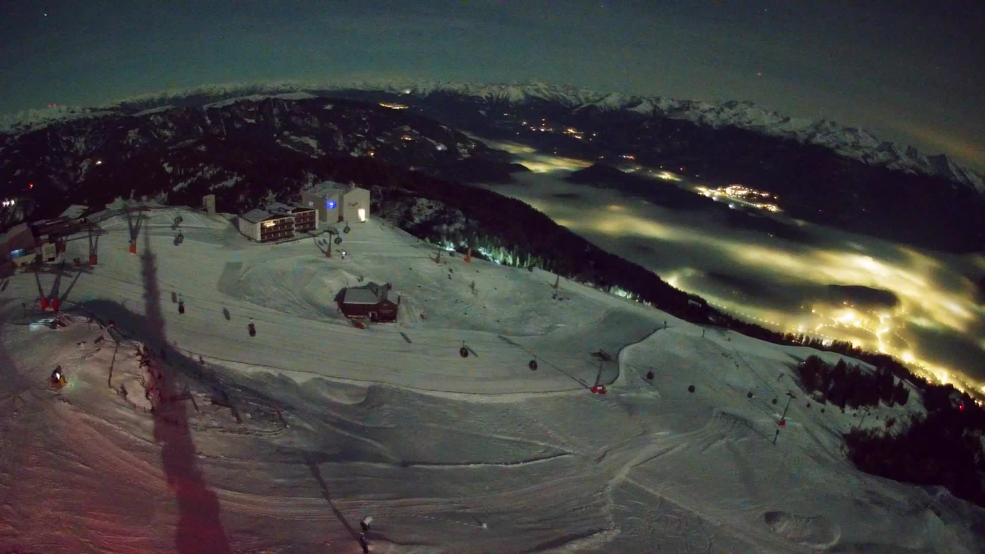 Station de ski Kronplatz sommet | vue sur Brunico