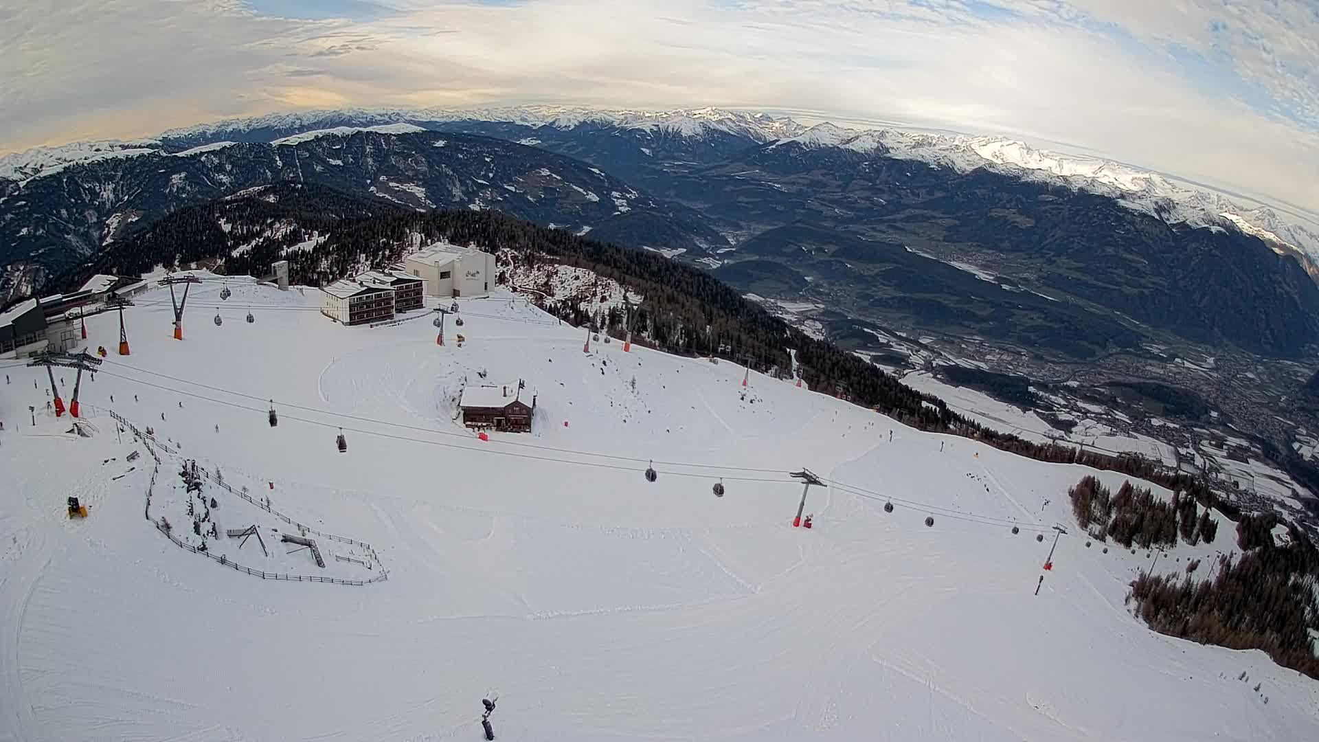 Smučišče Kronplatz – vrh | pogled na Bruneck