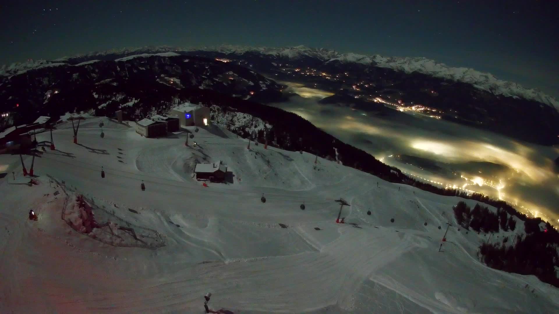Station de ski Kronplatz sommet | vue sur Brunico