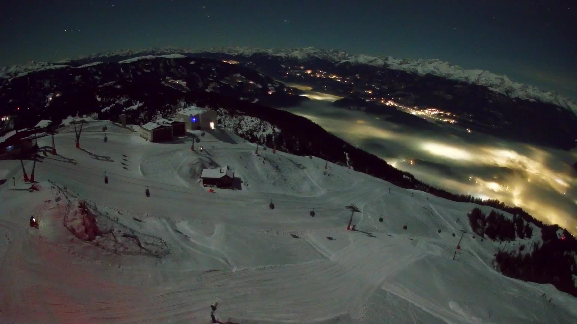 Skigebiet Kronplatz Gipfel | Blick auf Bruneck