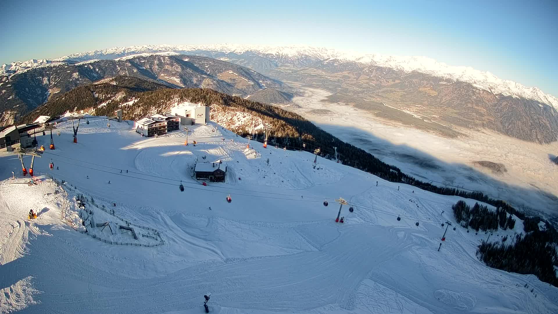 Smučišče Kronplatz – vrh | pogled na Bruneck