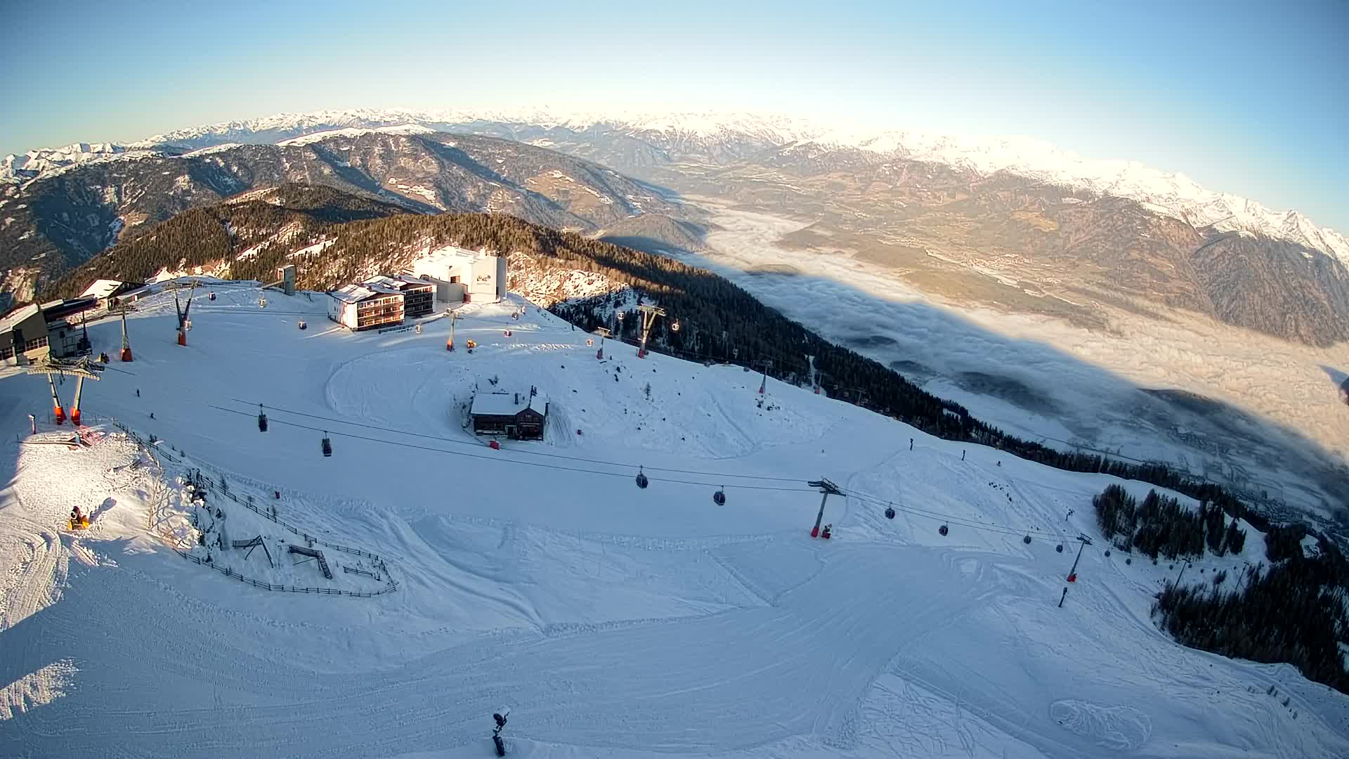 Stazione sciistica di Plan de Corones | vista su Brunico