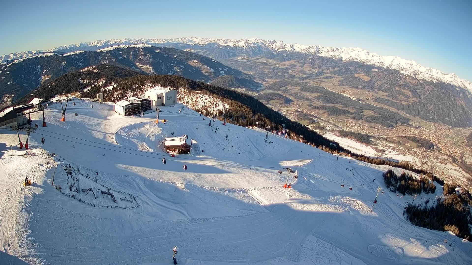 Smučišče Kronplatz – vrh | pogled na Bruneck
