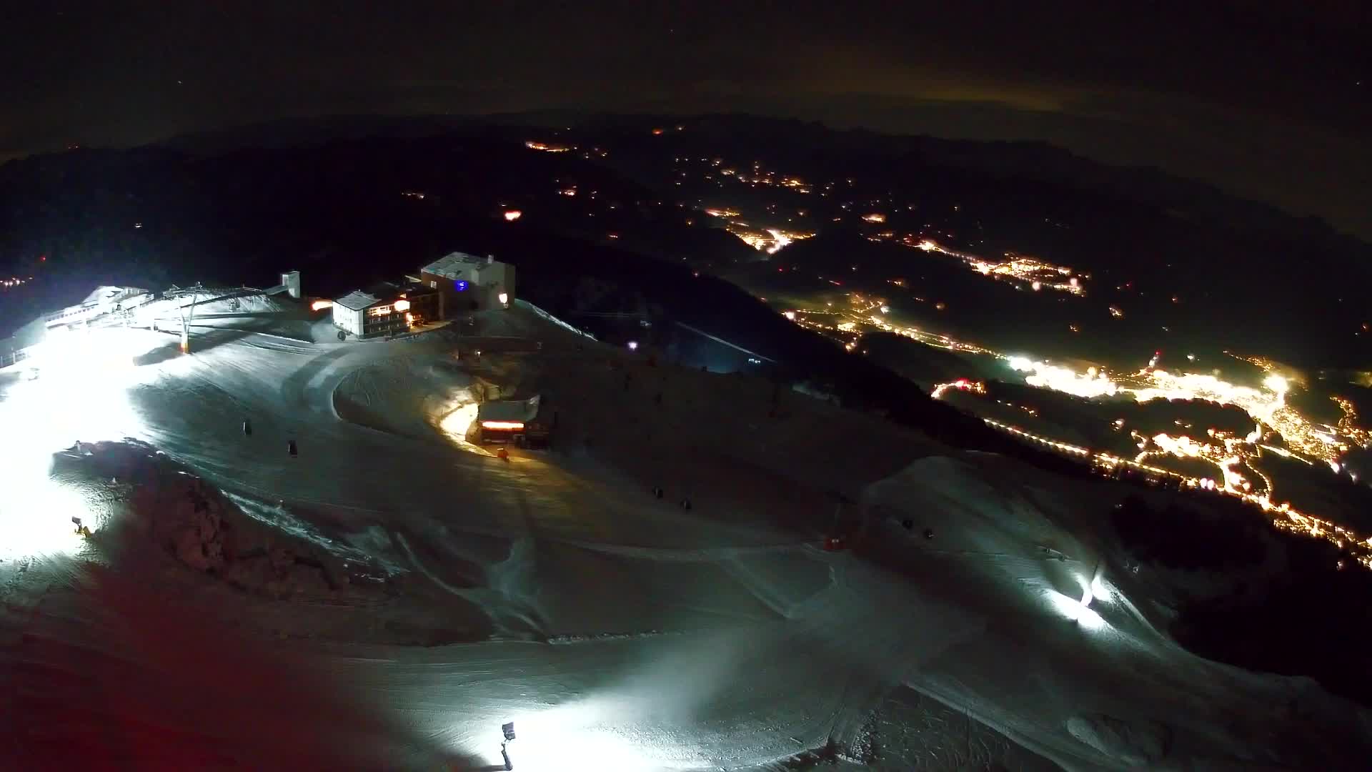 Skigebiet Kronplatz Gipfel | Blick auf Bruneck