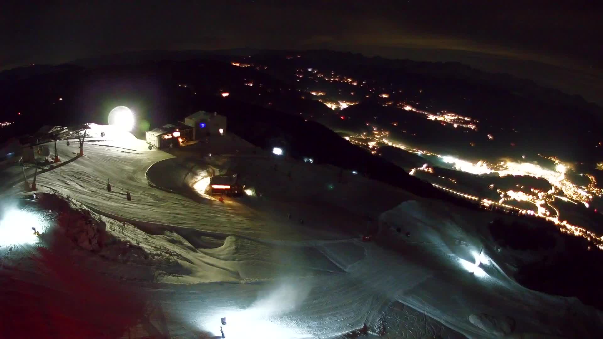 Kronplatz peak Ski resort | view to Bruneck
