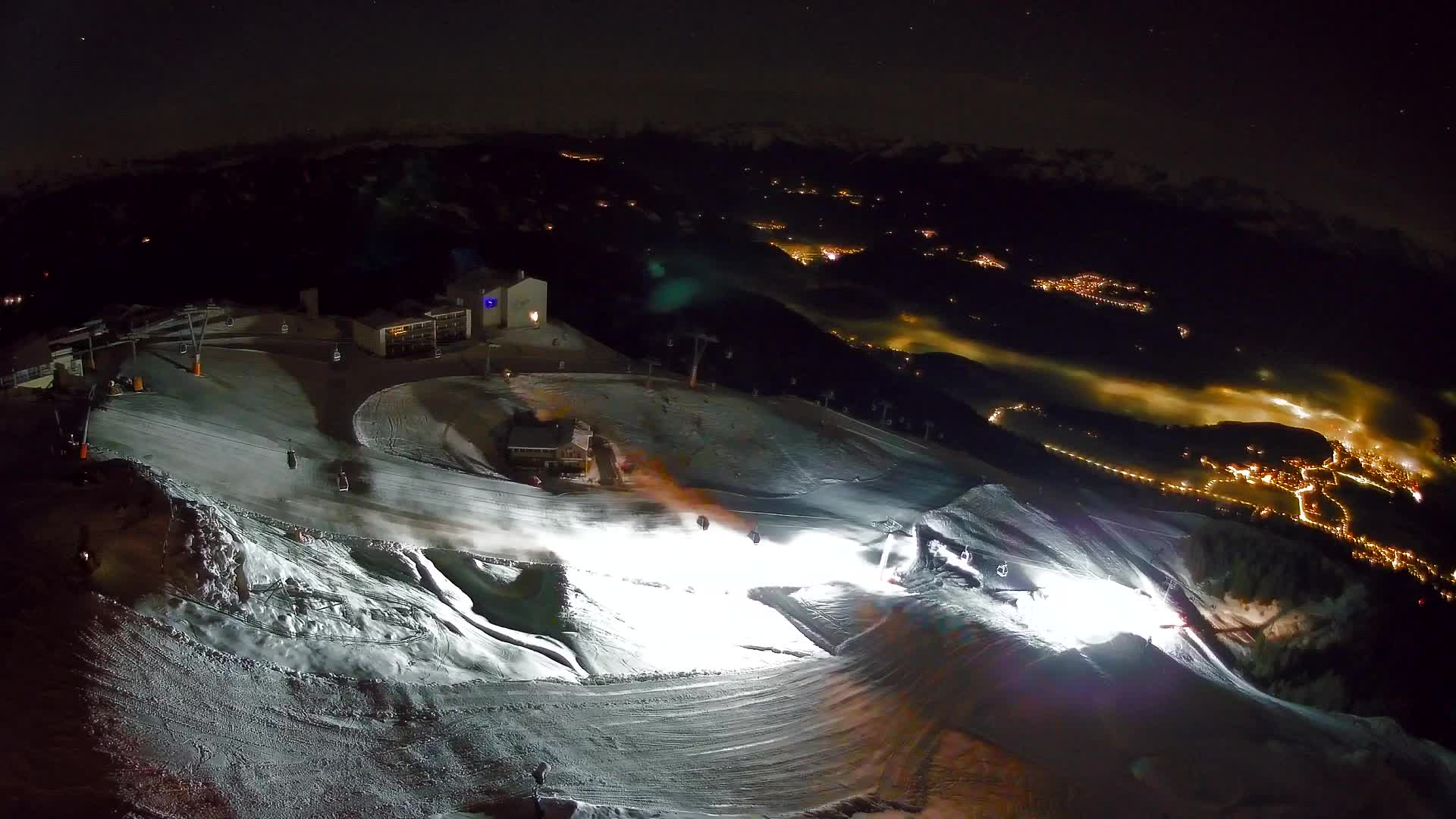 Kronplatz peak Ski resort | view to Bruneck