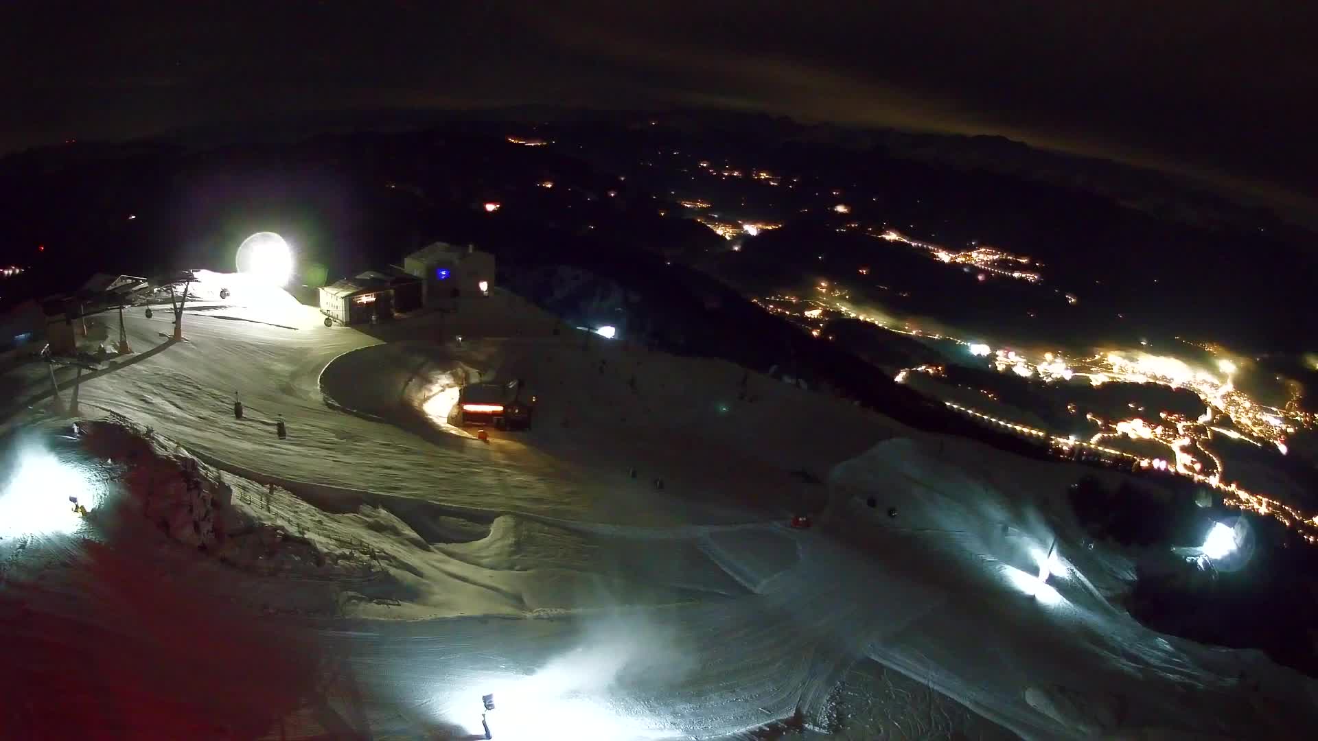 Stazione sciistica di Plan de Corones | vista su Brunico