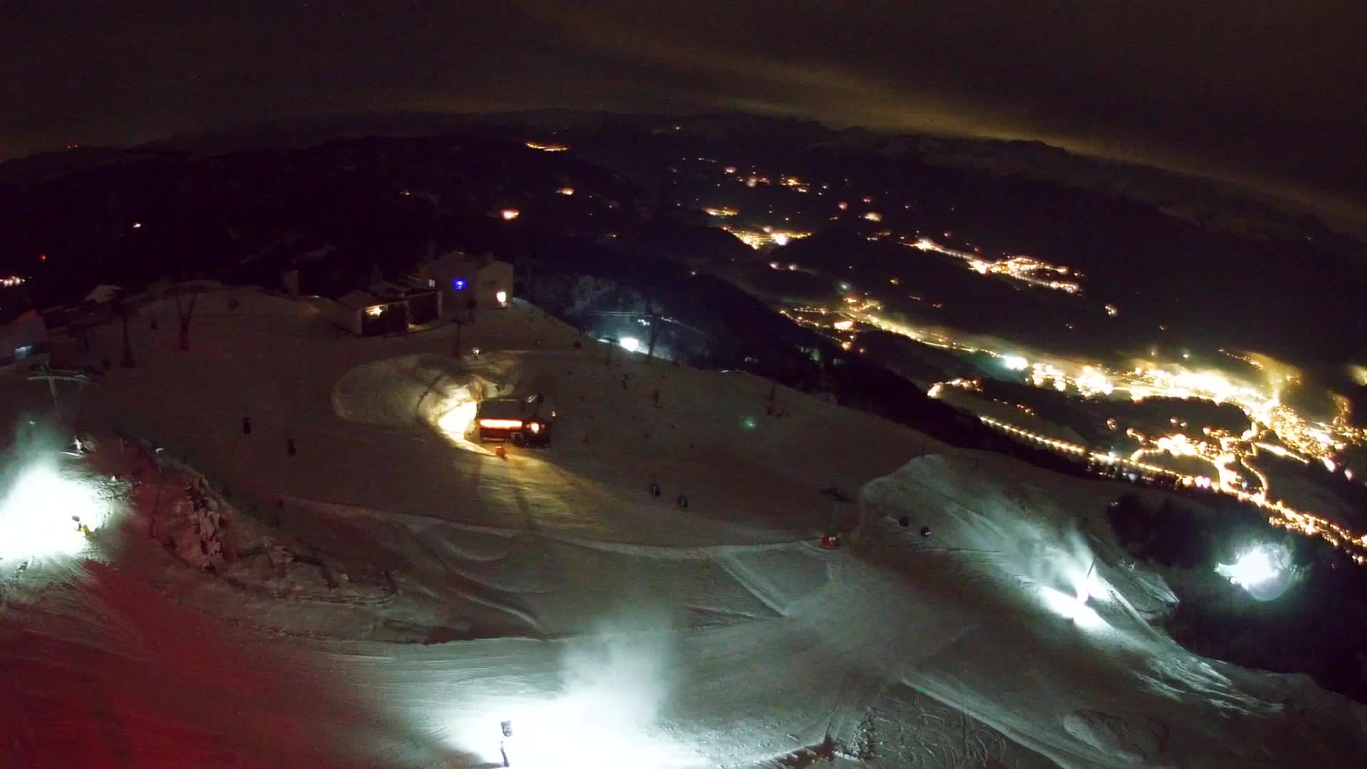 Kronplatz peak Ski resort | view to Bruneck
