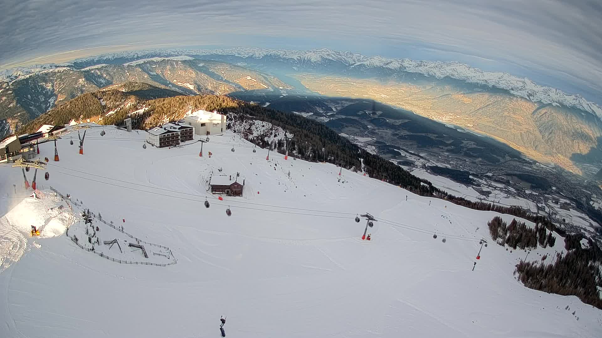 Station de ski Kronplatz sommet | vue sur Brunico