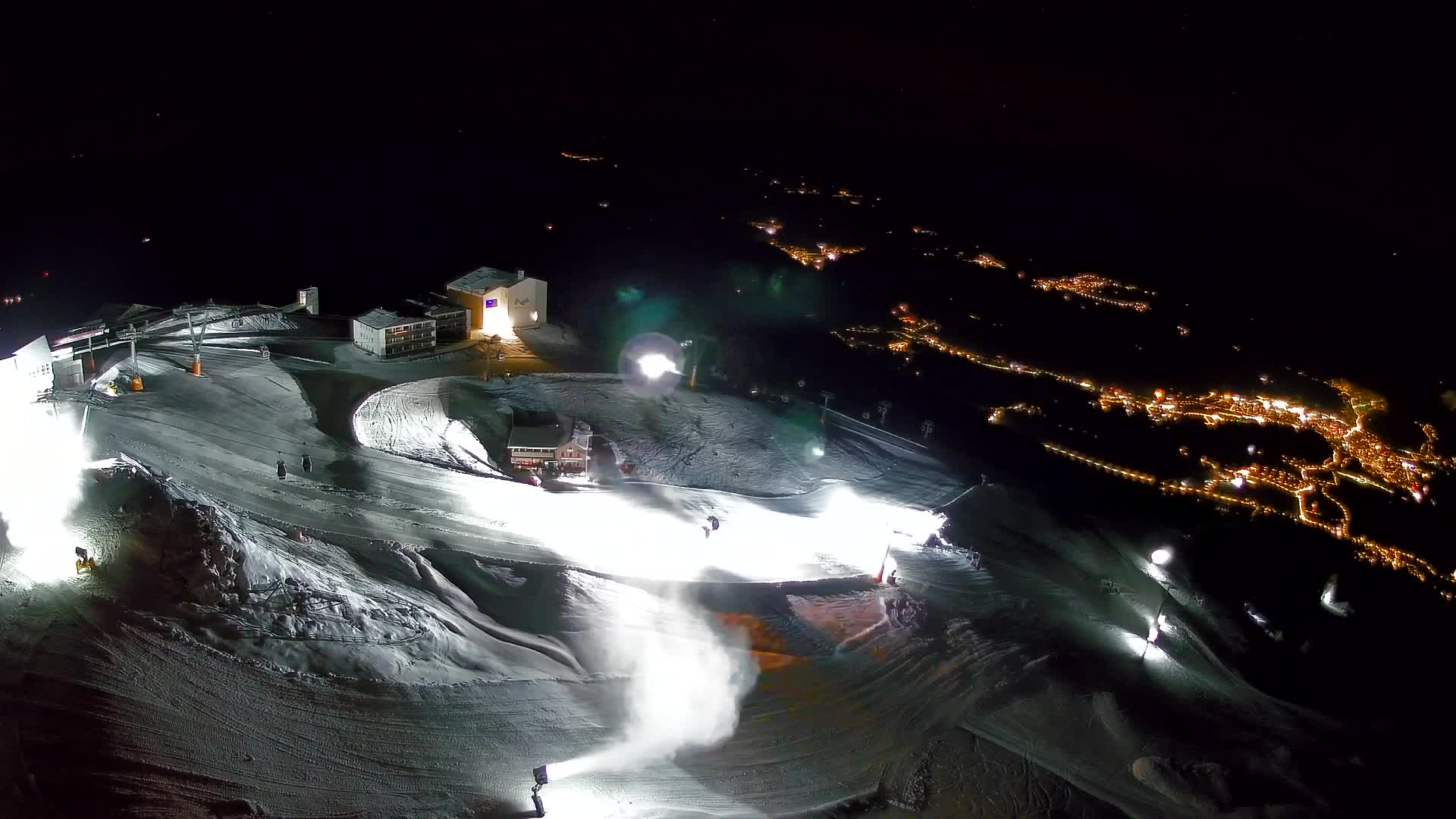 Kronplatz peak Ski resort | view to Bruneck