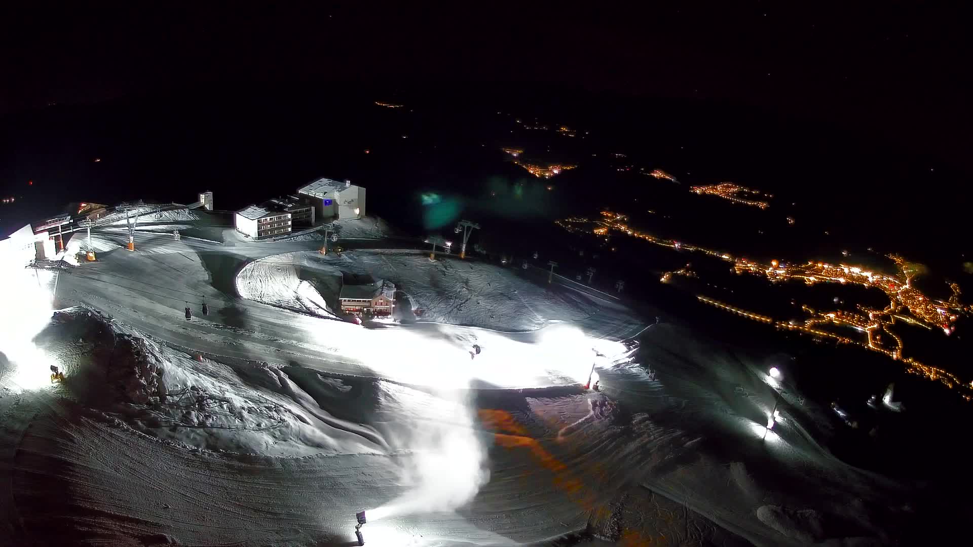 Kronplatz peak Ski resort | view to Bruneck