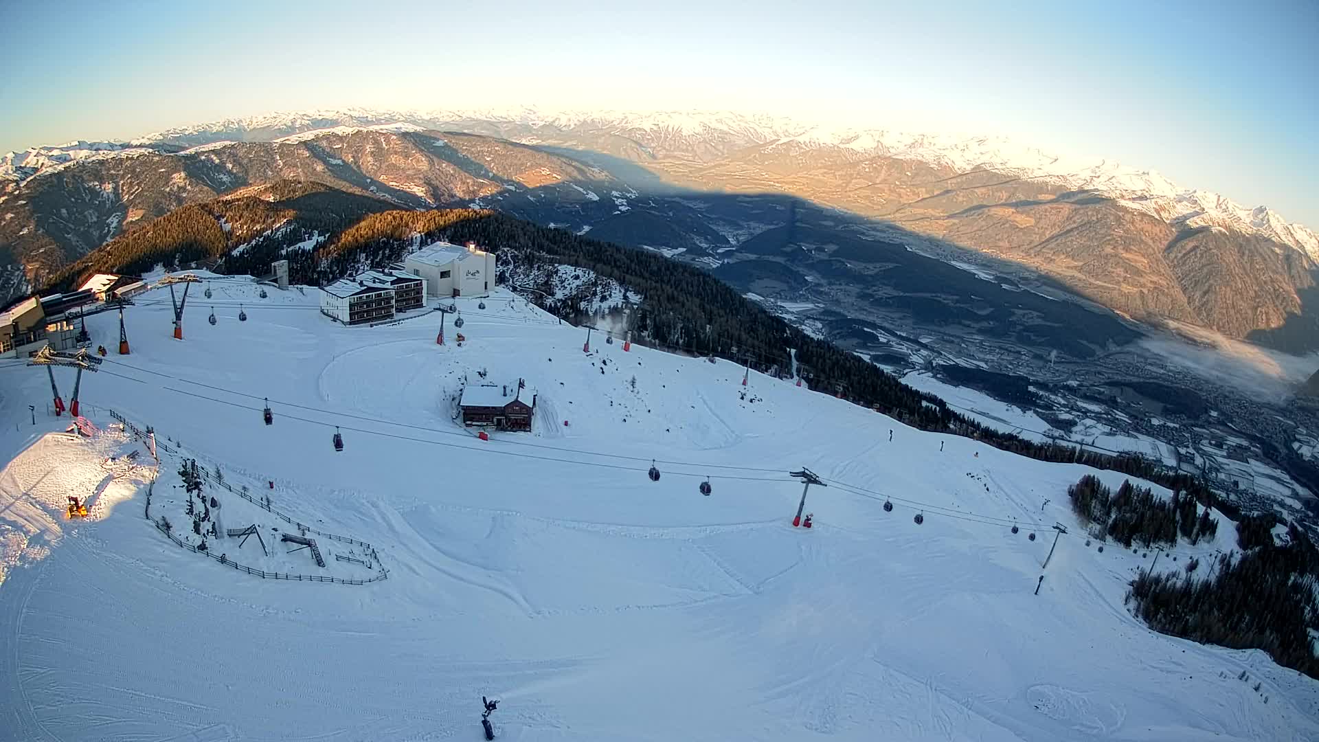 Smučišče Kronplatz – vrh | pogled na Bruneck