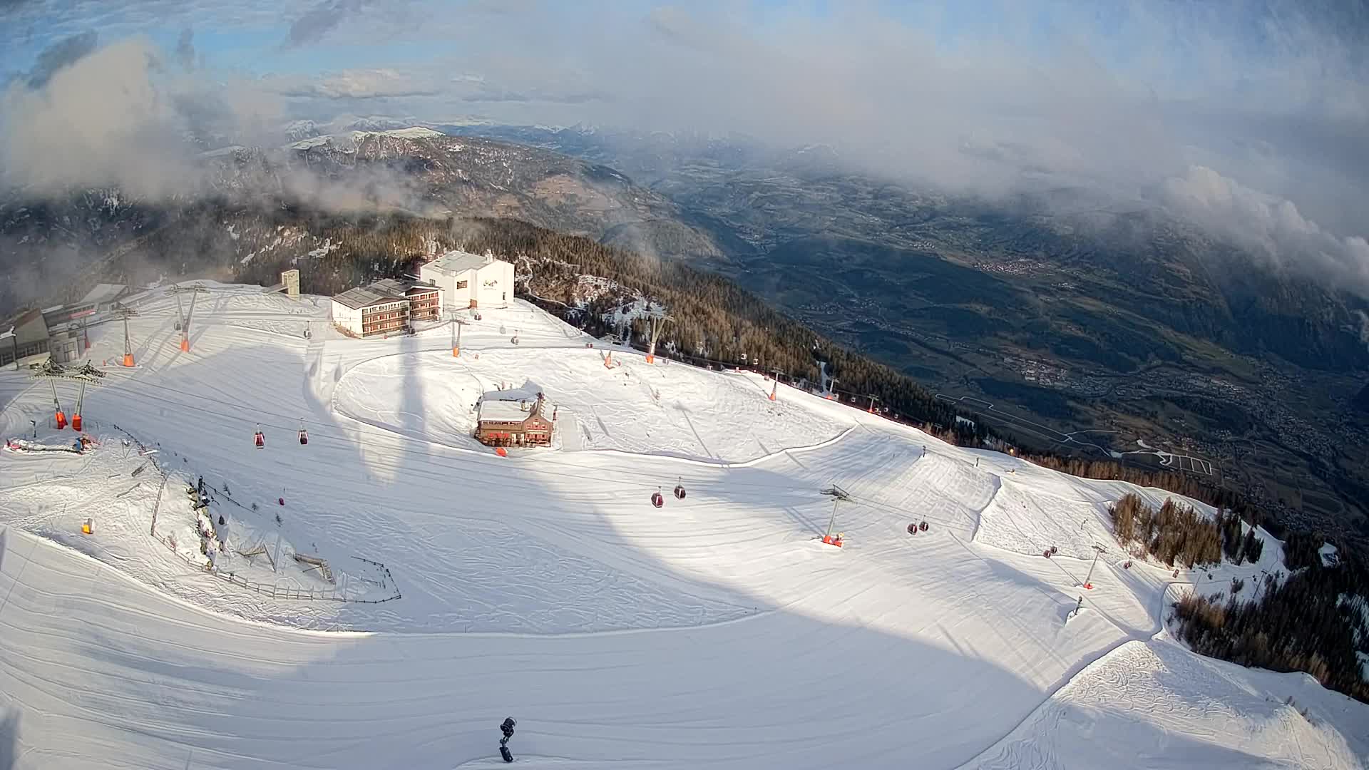 Smučišče Kronplatz – vrh | pogled na Bruneck