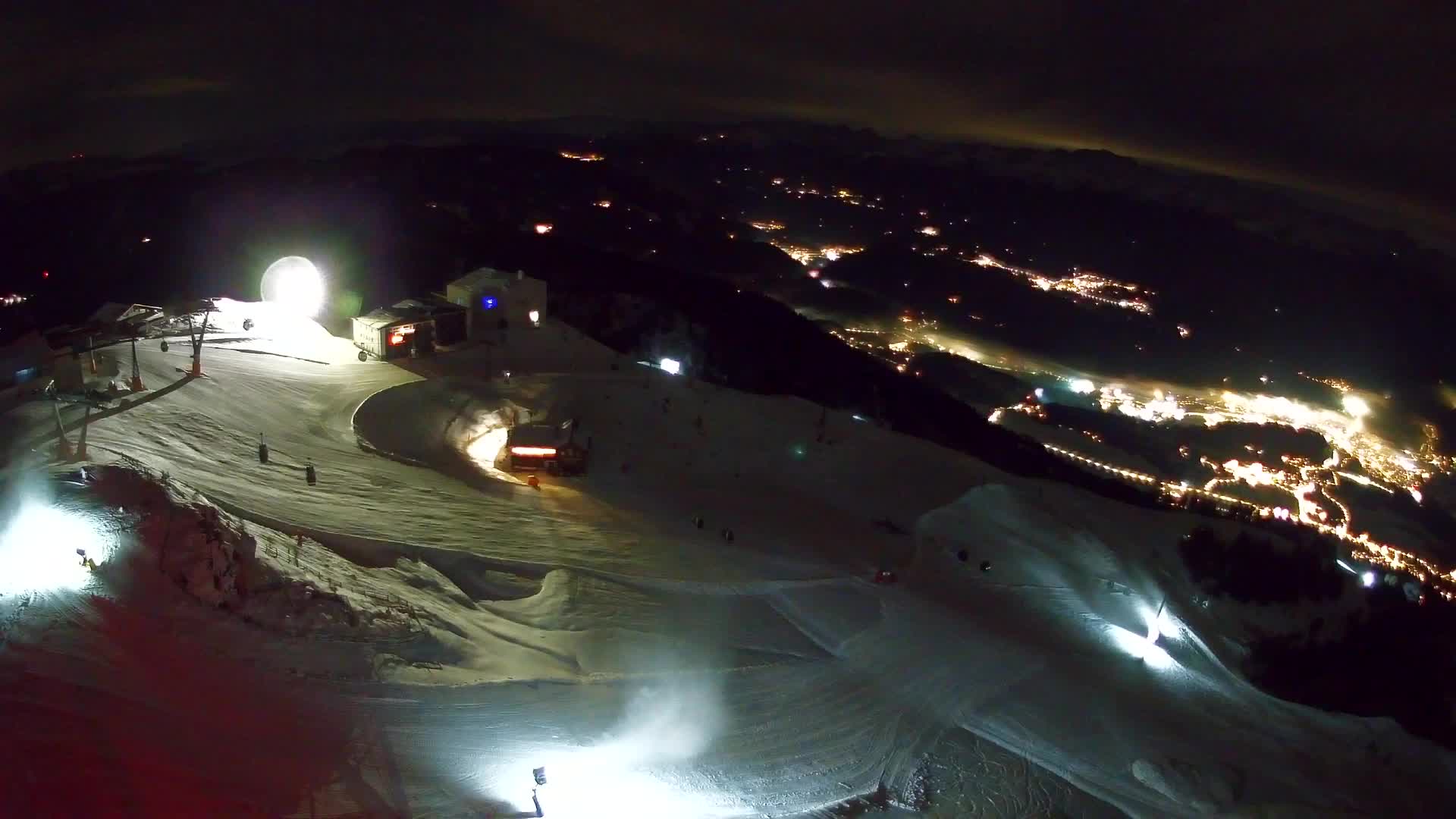 Kronplatz peak Ski resort | view to Bruneck