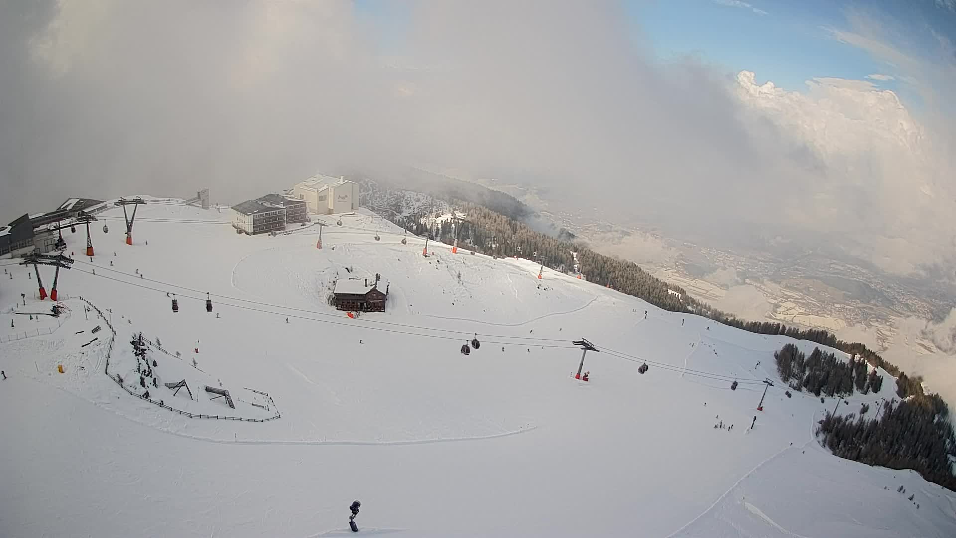 Smučišče Kronplatz – vrh | pogled na Bruneck