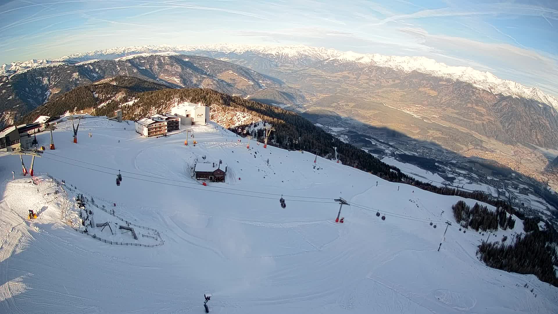 Station de ski Kronplatz sommet | vue sur Brunico