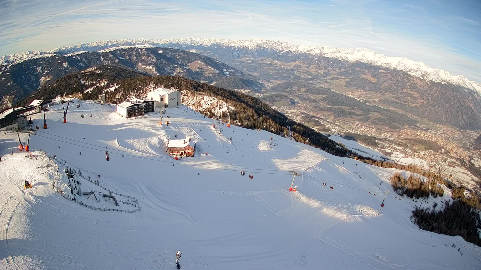 Skigebiet Kronplatz Gipfel | Blick auf Bruneck