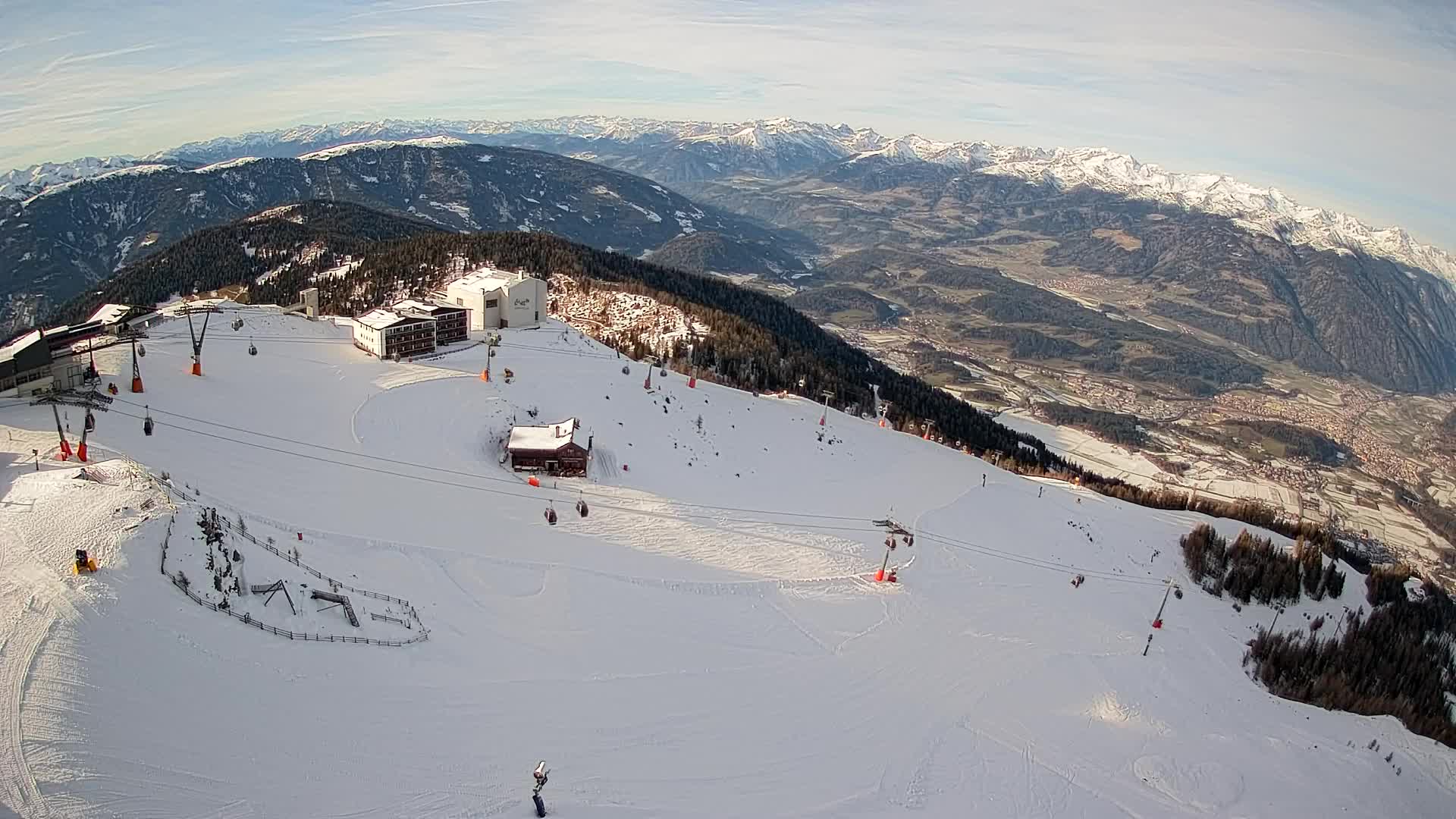 Station de ski Kronplatz sommet | vue sur Brunico