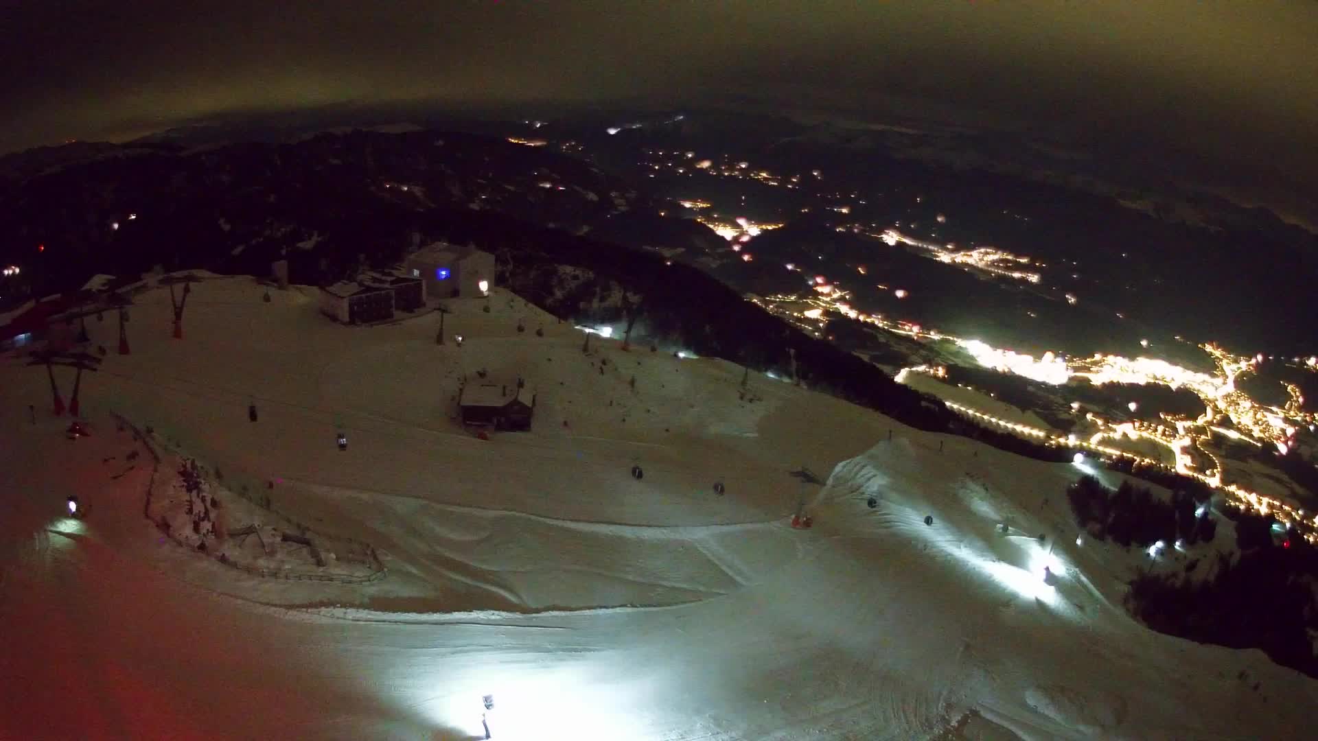 Kronplatz peak Ski resort | view to Bruneck