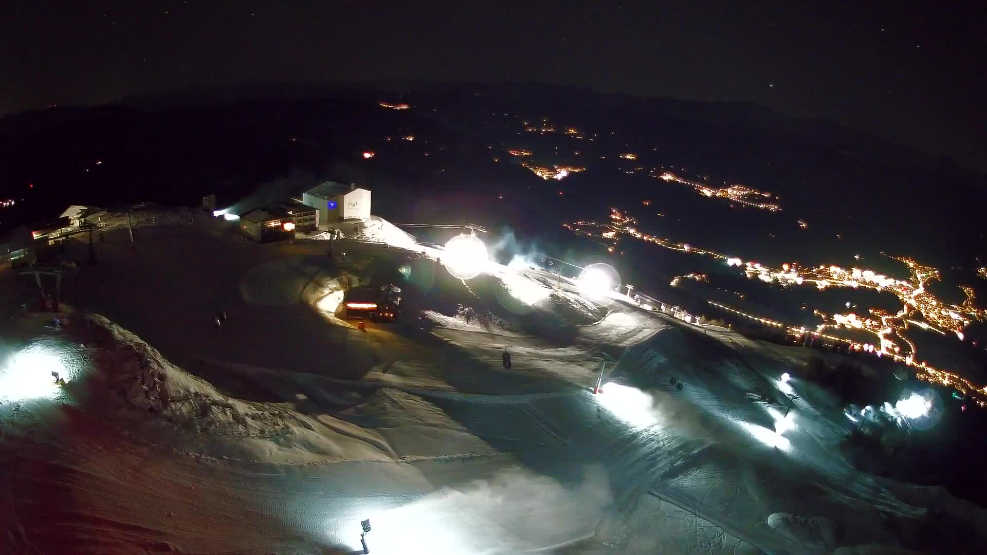 Kronplatz peak Ski resort | view to Bruneck