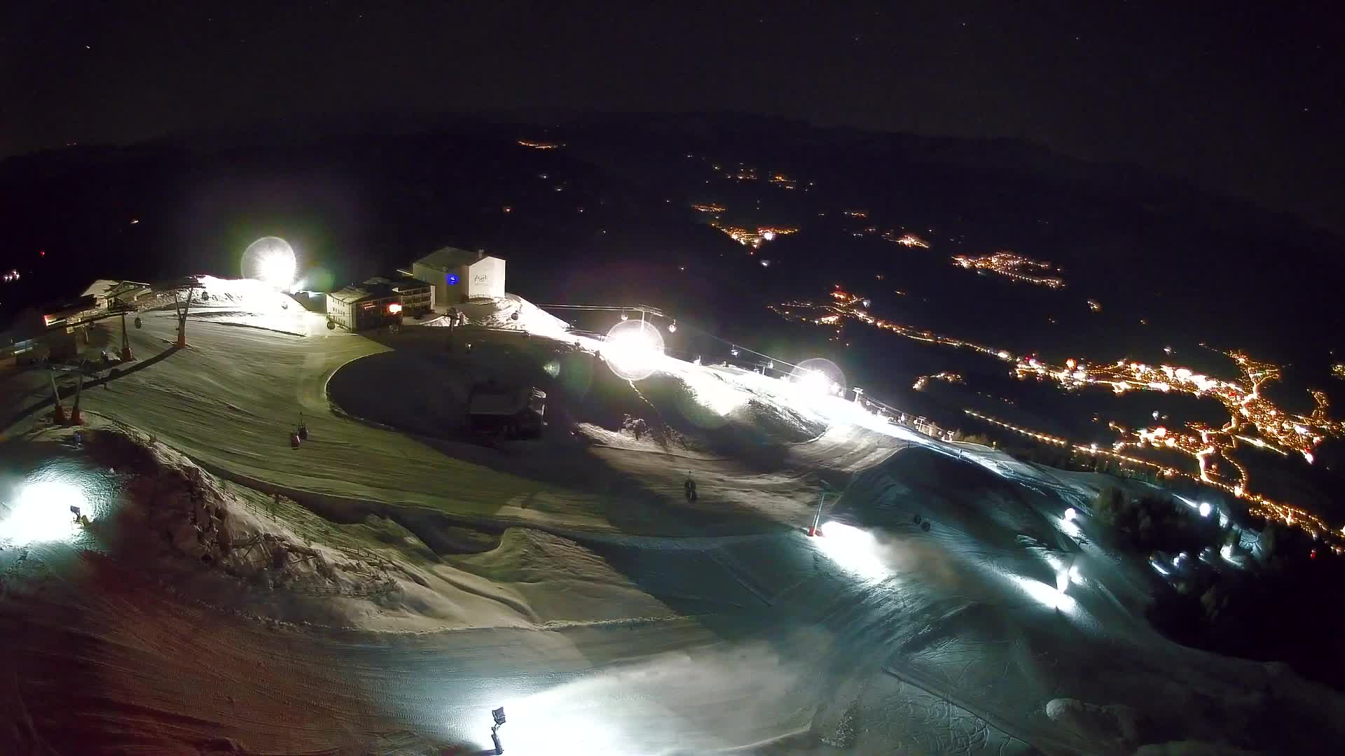 Kronplatz peak Ski resort | view to Bruneck