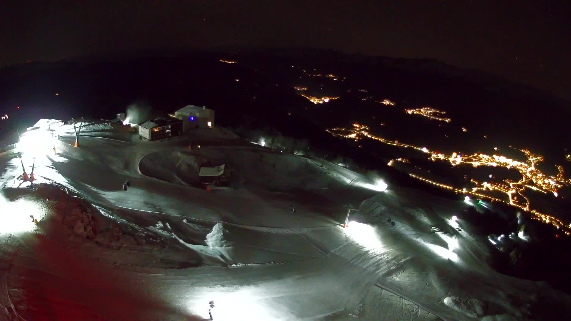 Kronplatz peak Ski resort | view to Bruneck