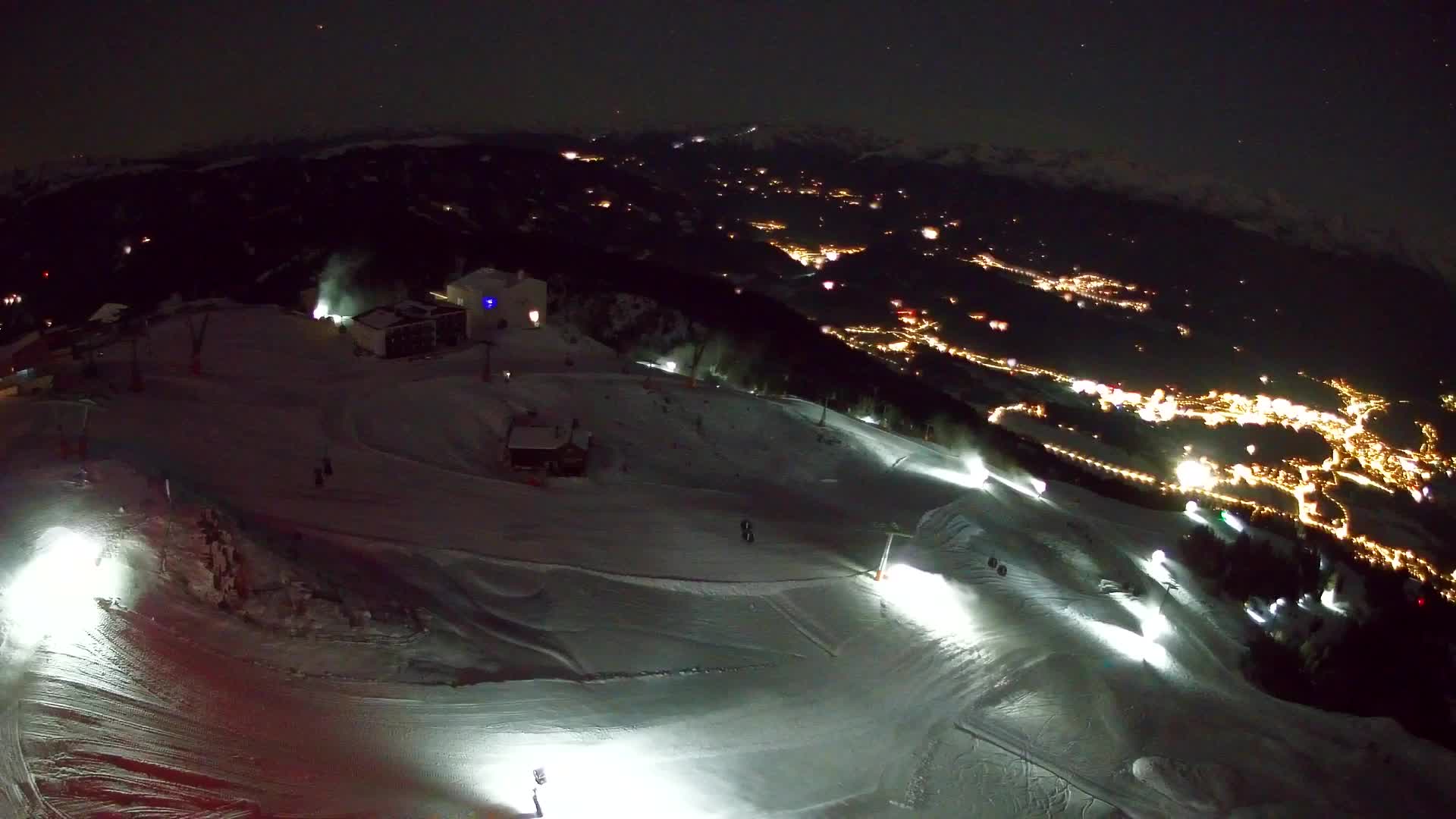 Kronplatz peak Ski resort | view to Bruneck
