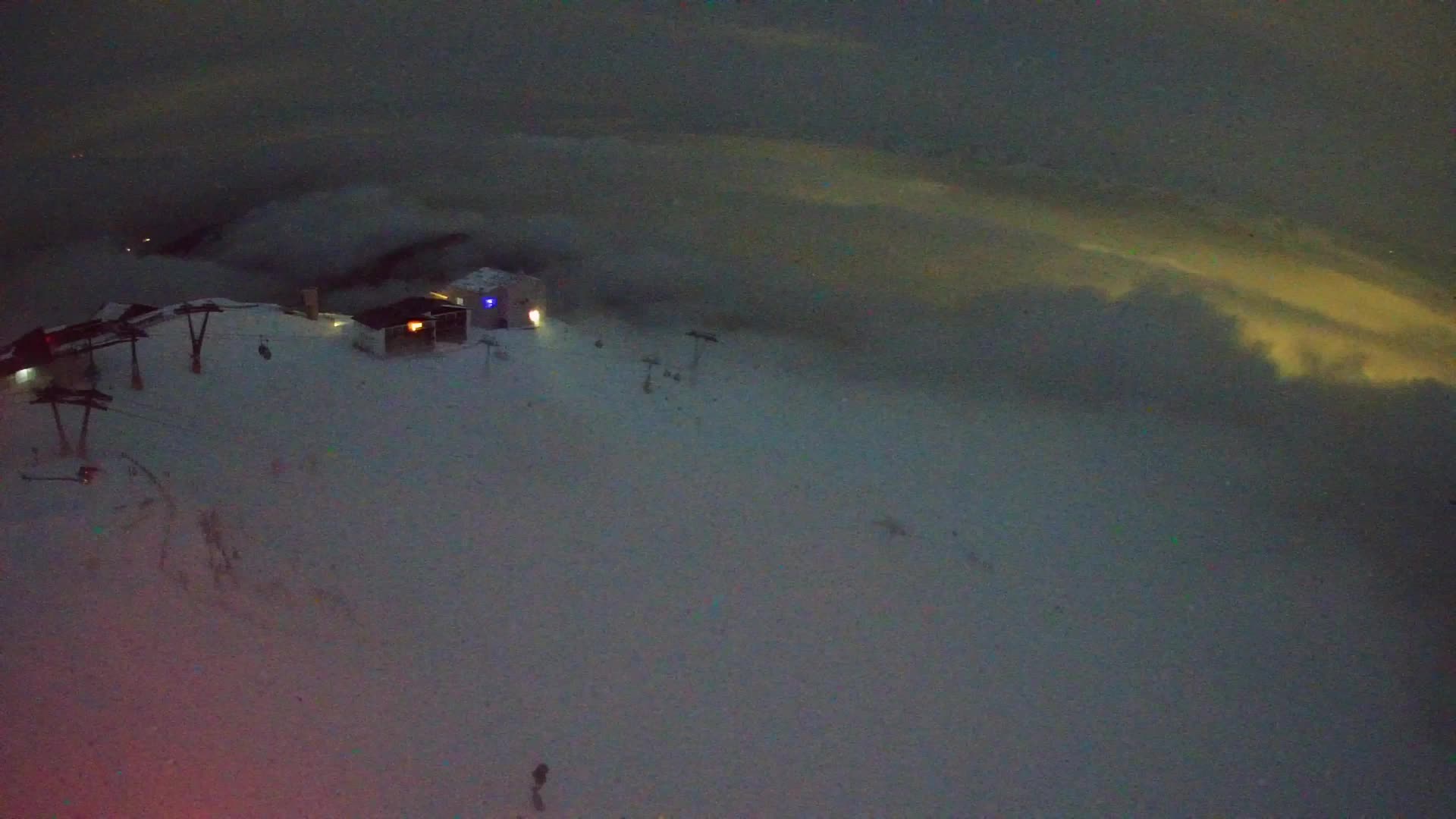 Cima estación de esquí Kronplatz | vista hacia Brunico