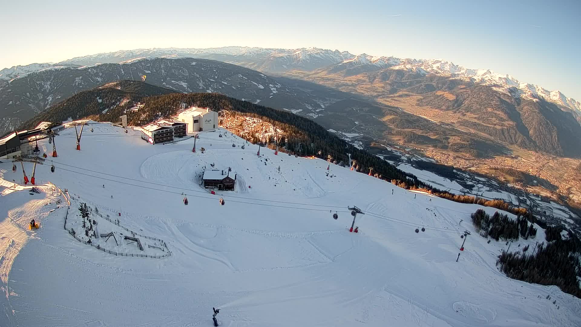 Station de ski Kronplatz sommet | vue sur Brunico
