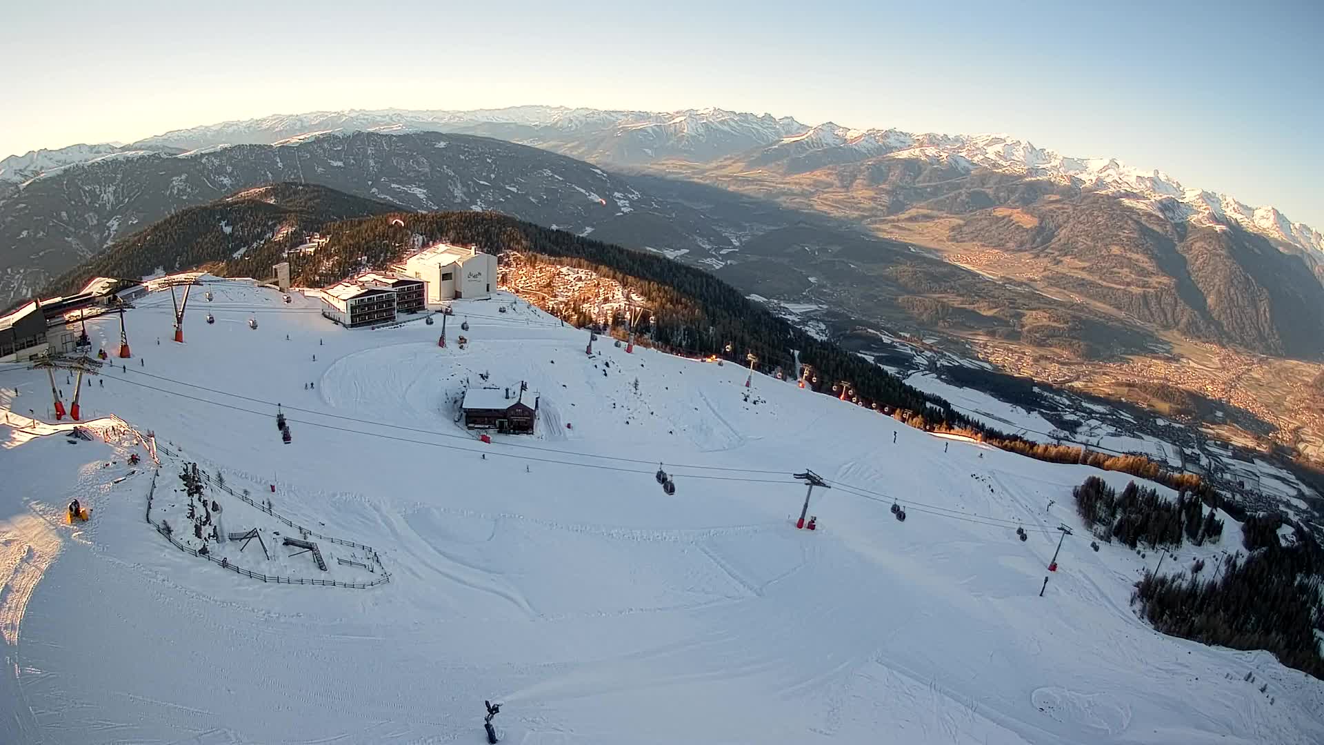 Stazione sciistica di Plan de Corones | vista su Brunico