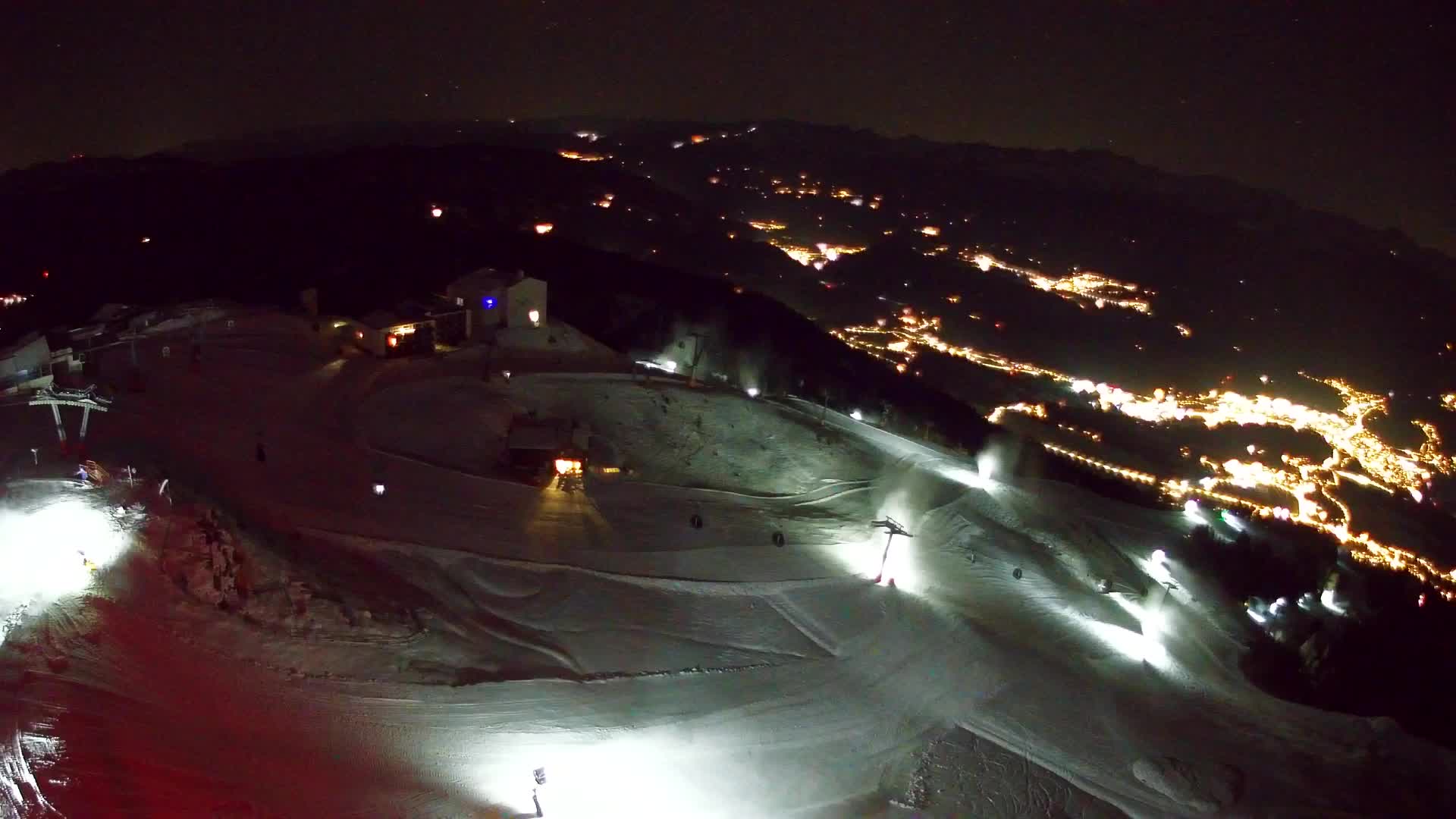 Kronplatz peak Ski resort | view to Bruneck