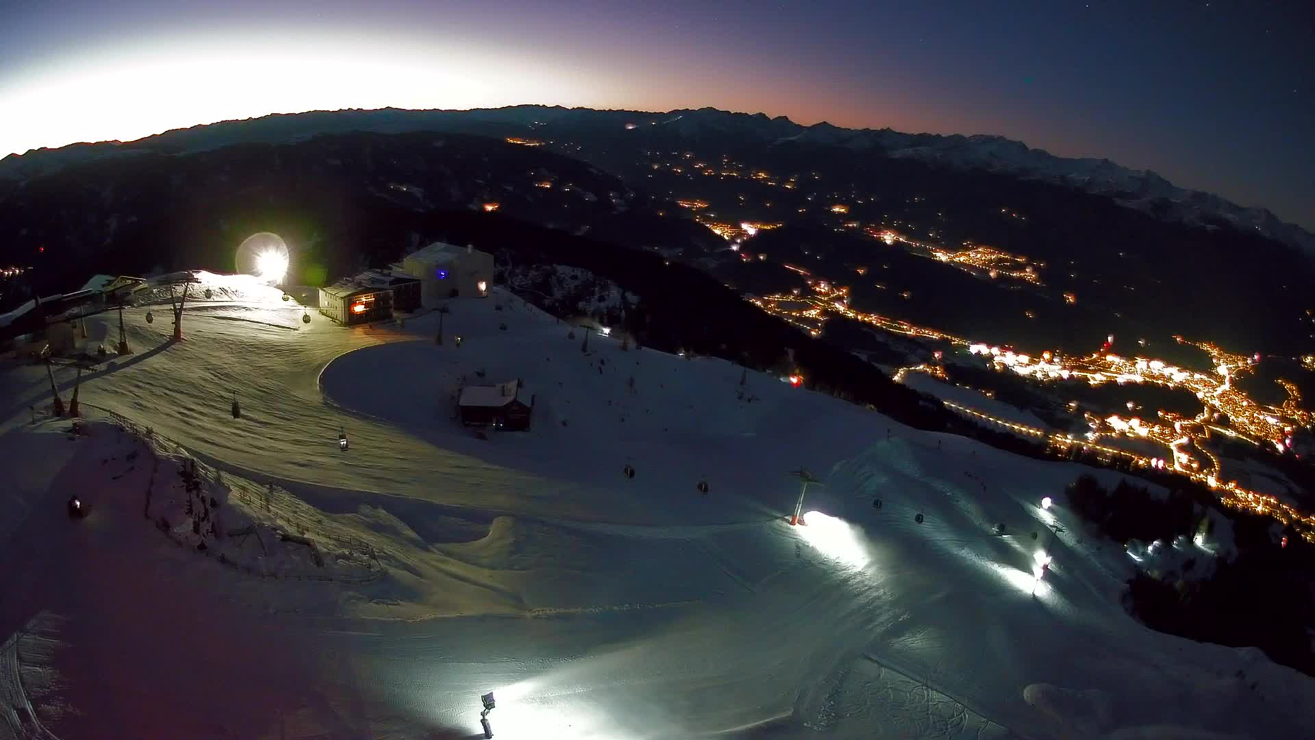 Skigebiet Kronplatz Gipfel | Blick auf Bruneck