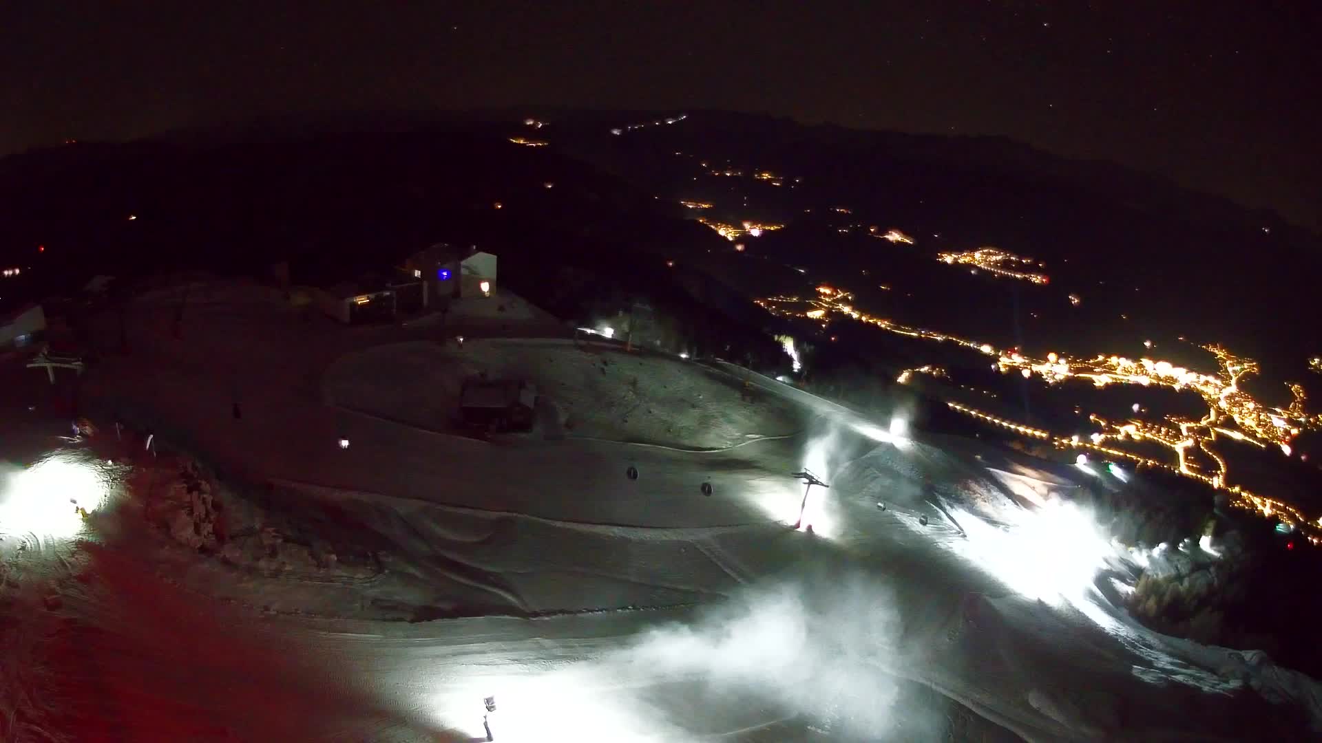 Kronplatz peak Ski resort | view to Bruneck
