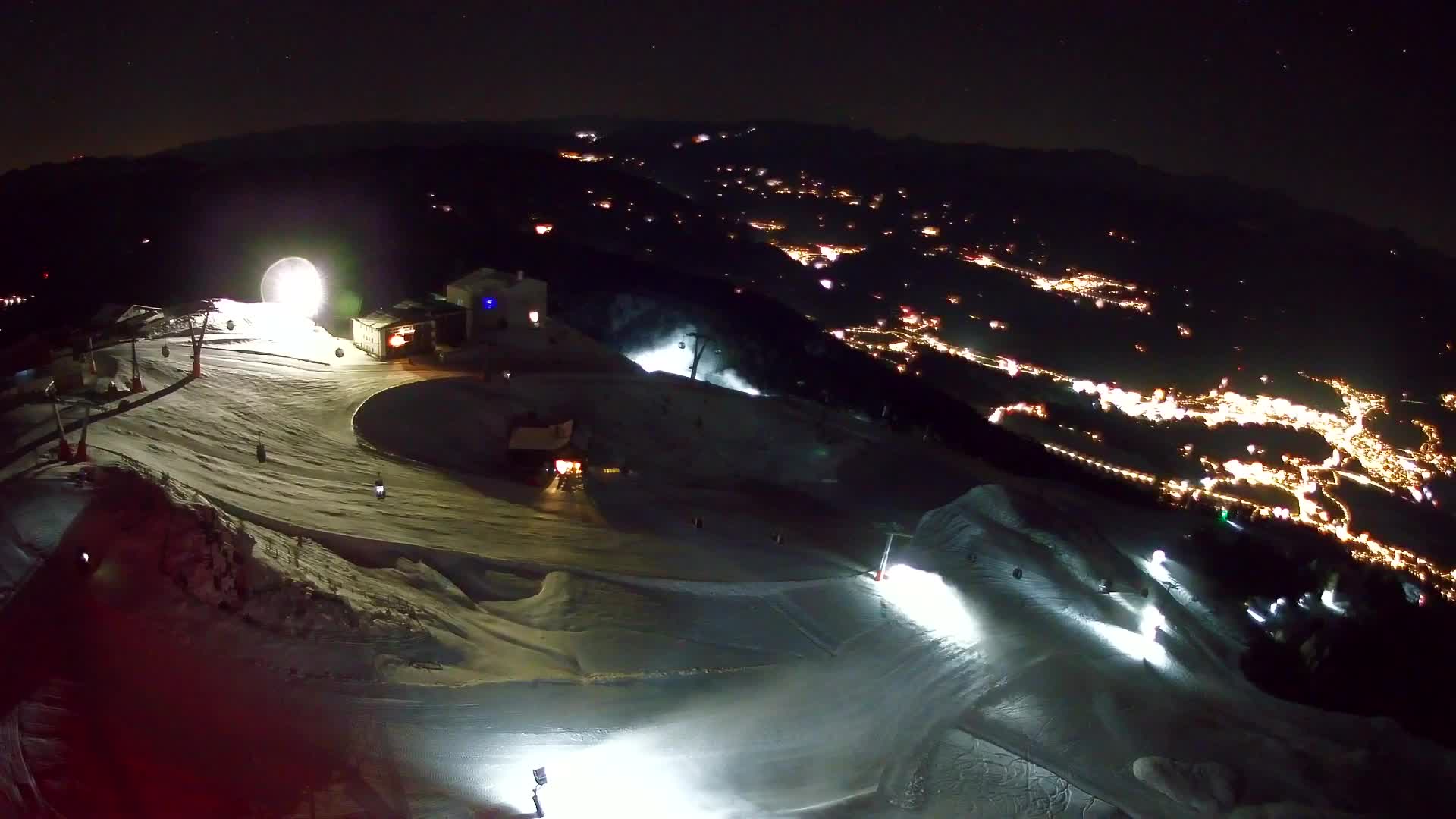 Kronplatz peak Ski resort | view to Bruneck