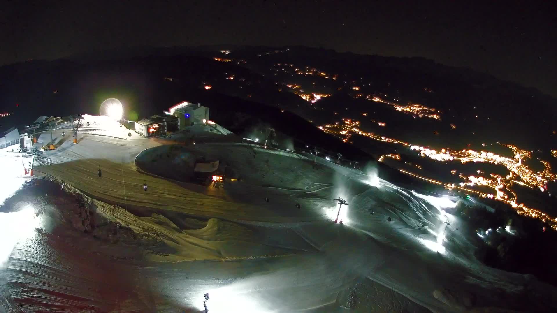 Stazione sciistica di Plan de Corones | vista su Brunico