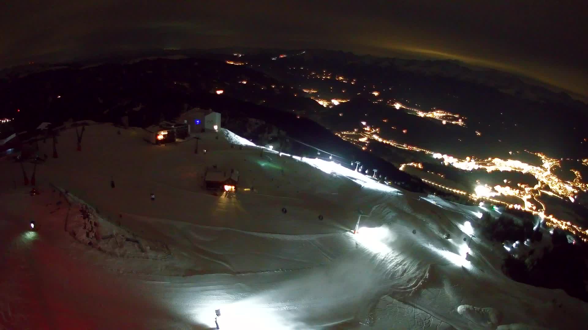 Kronplatz peak Ski resort | view to Bruneck
