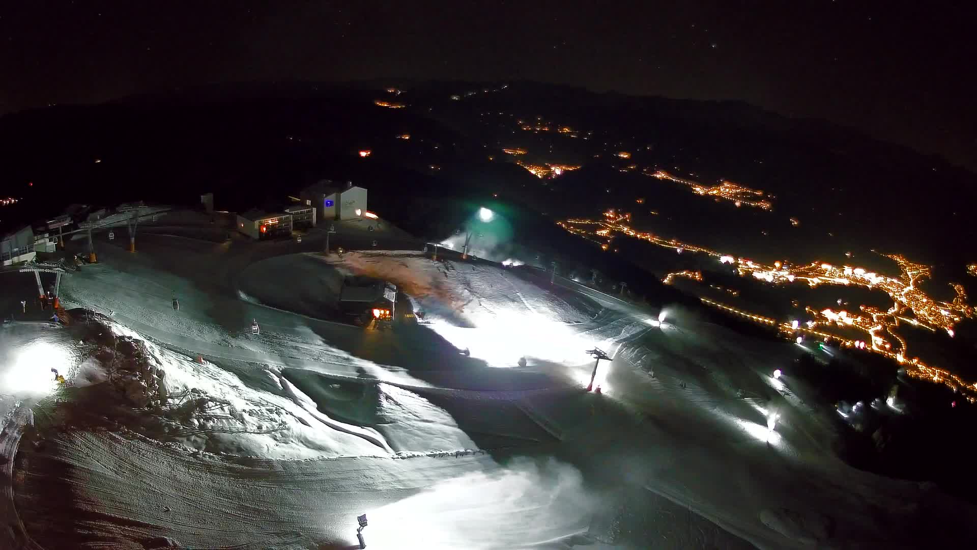 Kronplatz peak Ski resort | view to Bruneck
