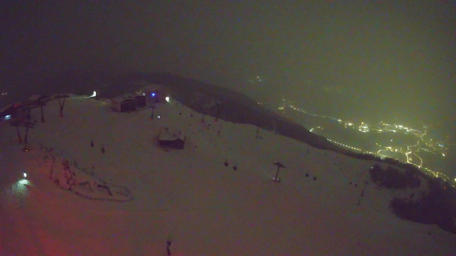 Kronplatz peak Ski resort | view to Bruneck