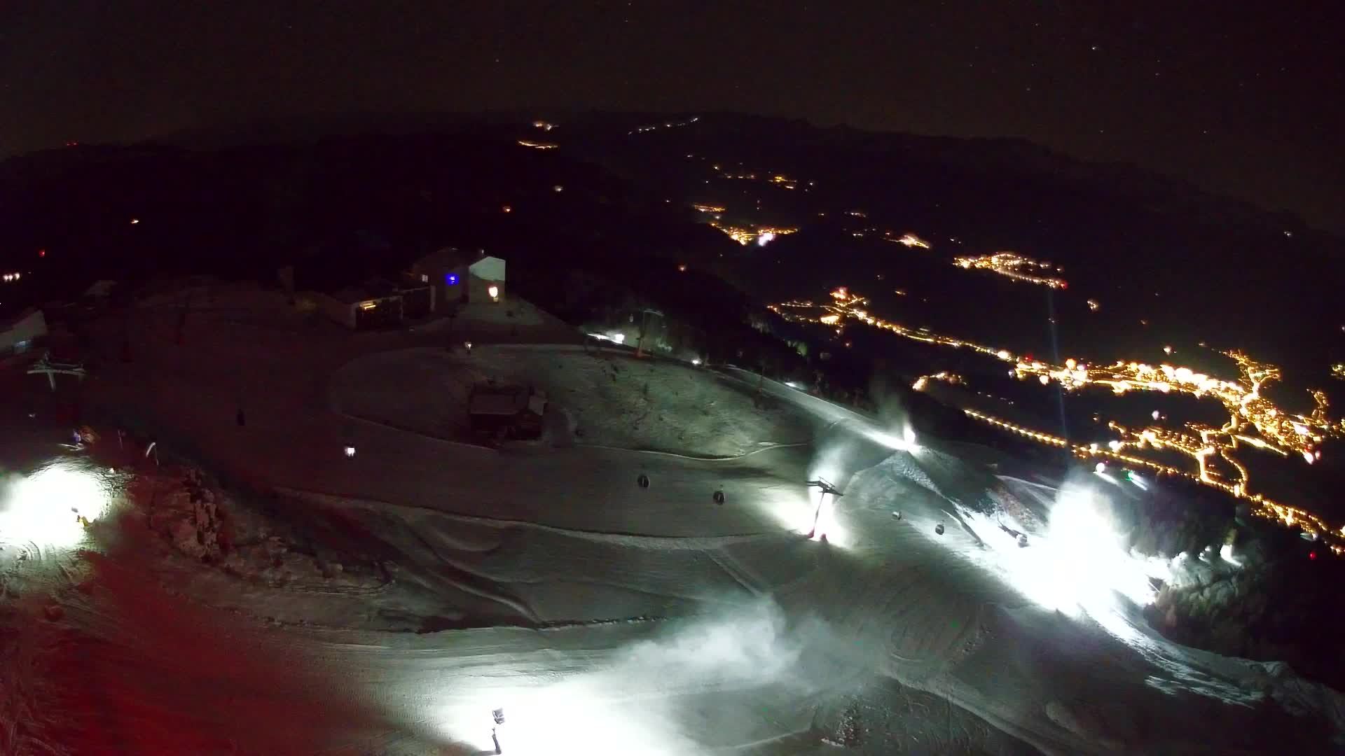 Kronplatz peak Ski resort | view to Bruneck
