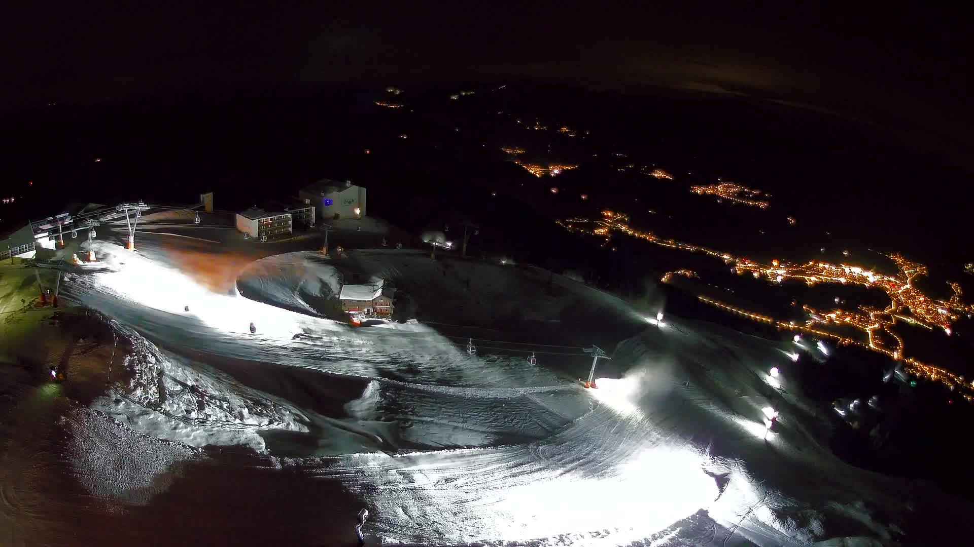 Kronplatz peak Ski resort | view to Bruneck
