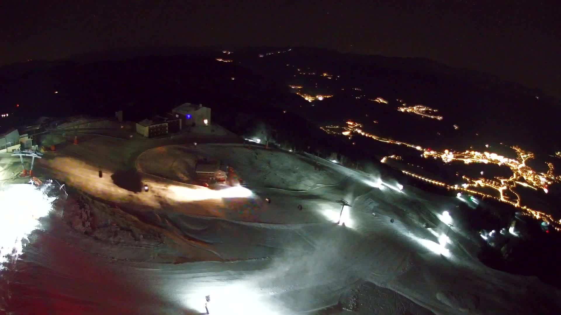 Kronplatz peak Ski resort | view to Bruneck
