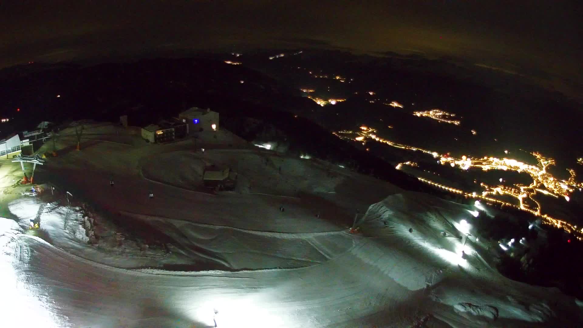 Kronplatz peak Ski resort | view to Bruneck